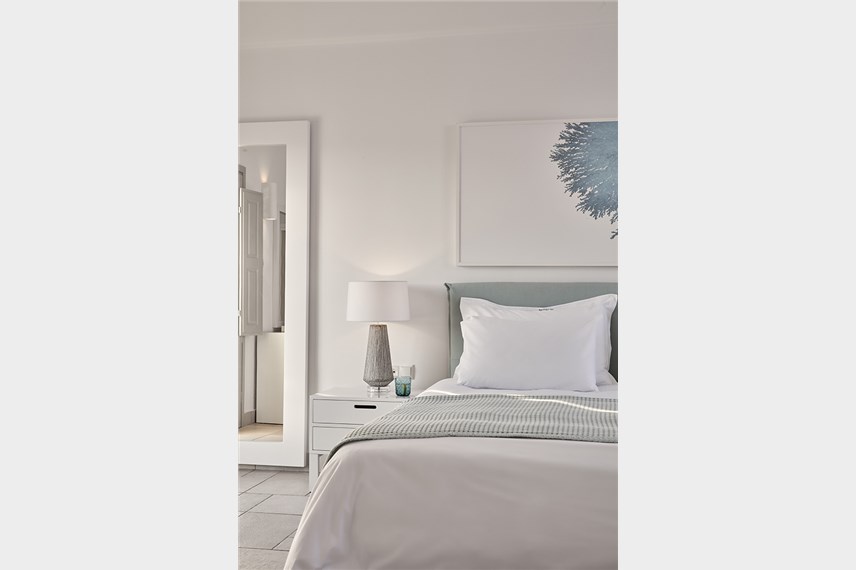  Aqua Blue Hotel