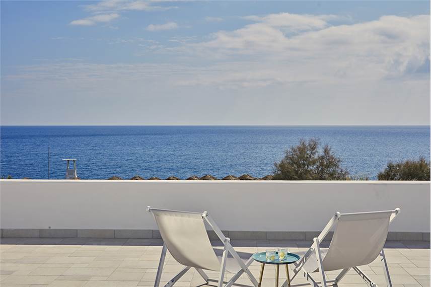 aqua blue hotel greece santorini perissa Aqua Blue Hotel
