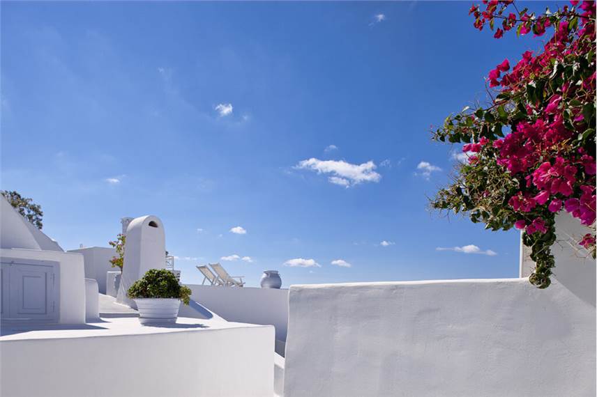  Cliff Side Suites