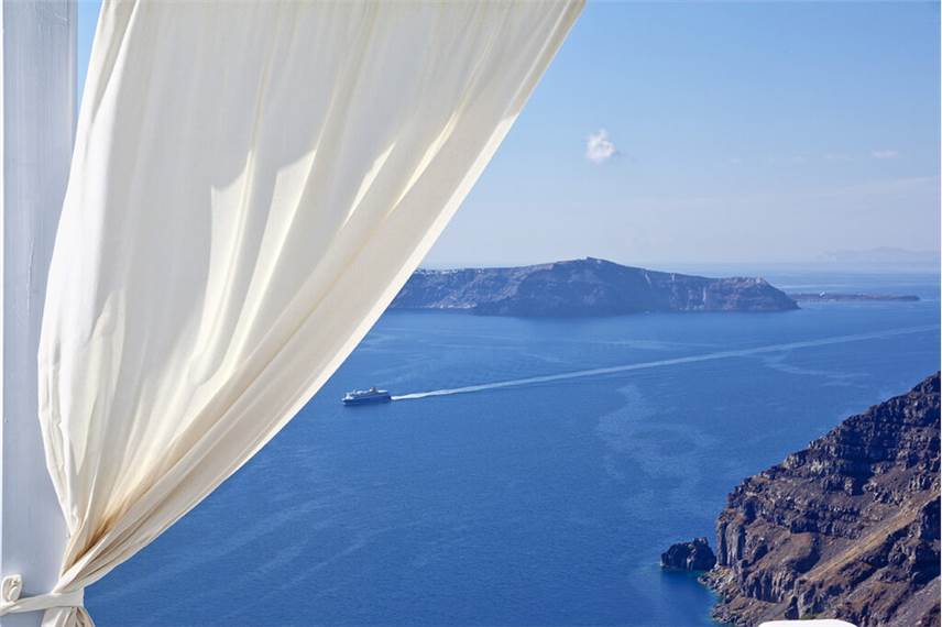  Cliff Side Suites