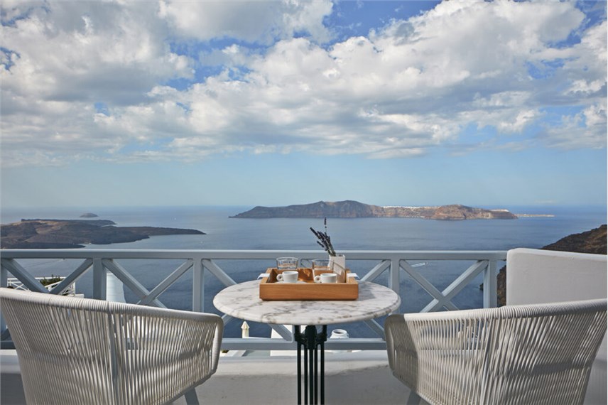  Cliff Side Suites