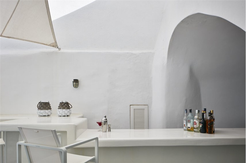  Cliff Side Suites