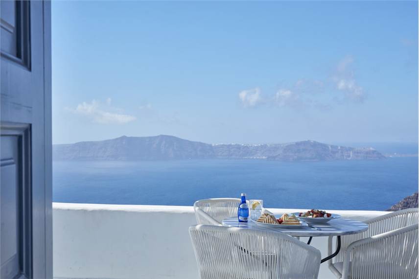  Cliff Side Suites