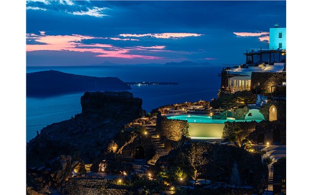  Honeymoon Petra Villas