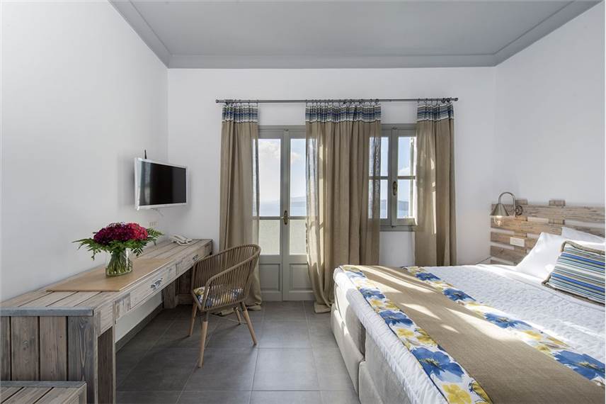 Calderas Dolphin Suites, Santorini, Greece - Caldrera's Dolphins Suites