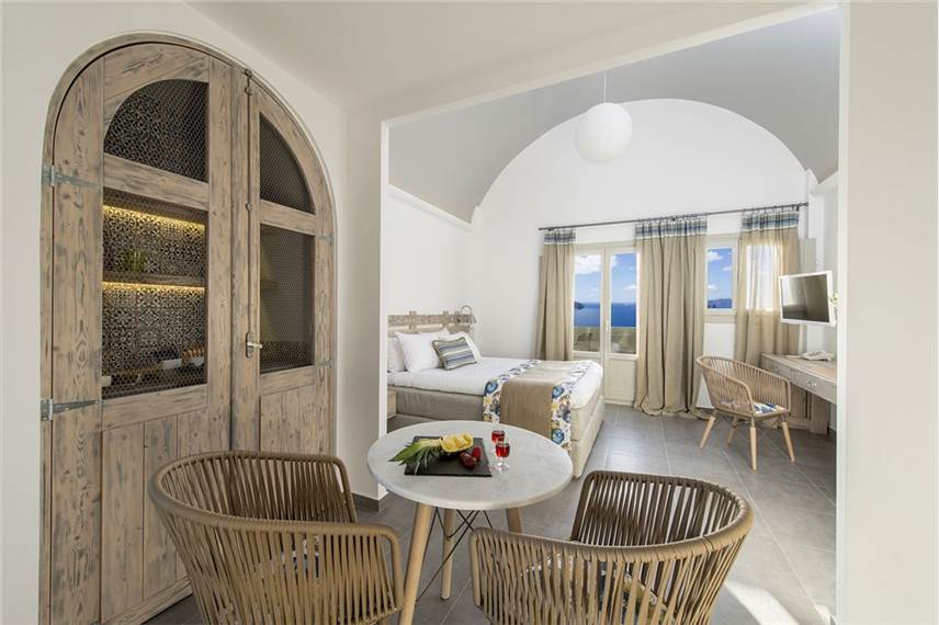  Caldrera's Dolphins Suites