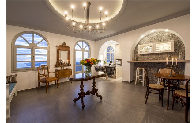  Caldrera's Dolphins Suites