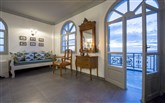  Caldrera's Dolphins Suites