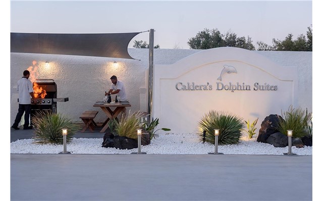  Caldrera's Dolphins Suites