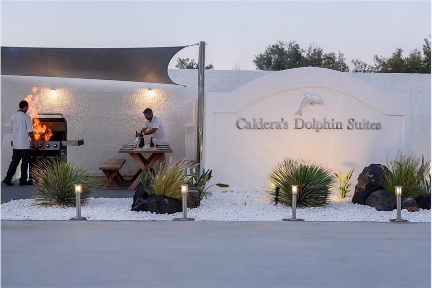  Caldrera's Dolphins Suites