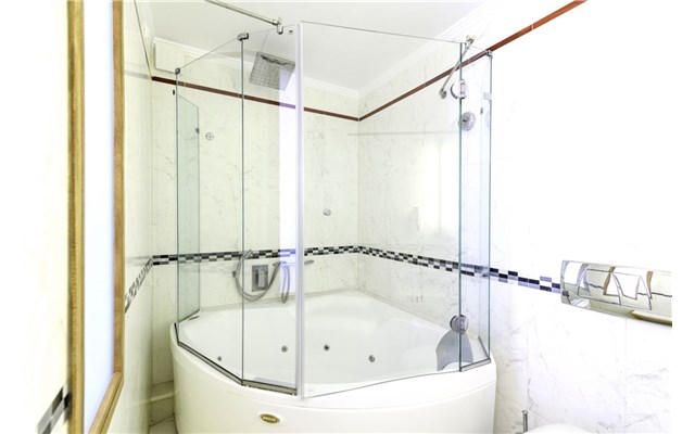  La Mer Deluxe Hotel Spa Resort and Conference center