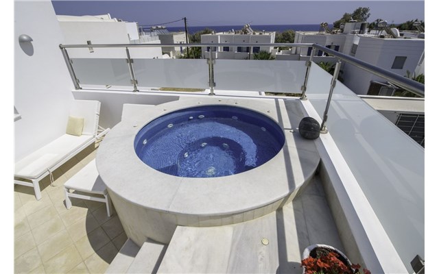  La Mer Deluxe Hotel Spa Resort and Conference center