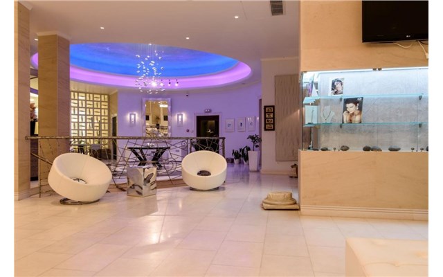  La Mer Deluxe Hotel Spa Resort and Conference center