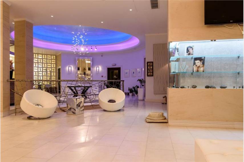  La Mer Deluxe Hotel Spa Resort and Conference center