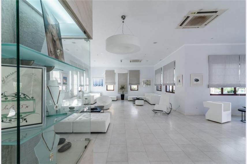  La Mer Deluxe Hotel Spa Resort and Conference center