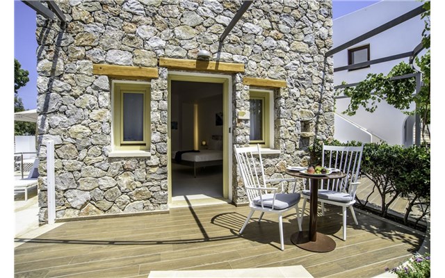  La Mer Deluxe Hotel Spa Resort and Conference center