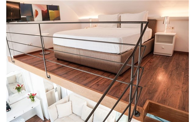  La Mer Deluxe Hotel Spa Resort and Conference center