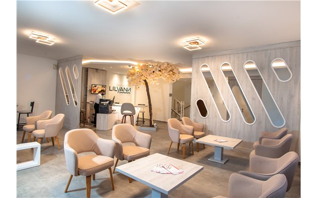  Acrotel Lily Ann Boutique