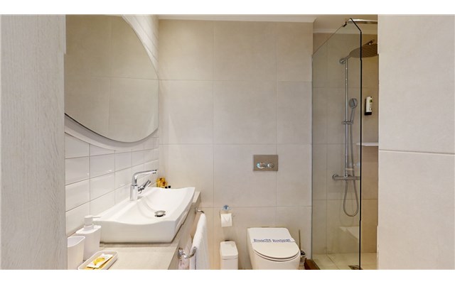  Acrotel Lily Ann Boutique