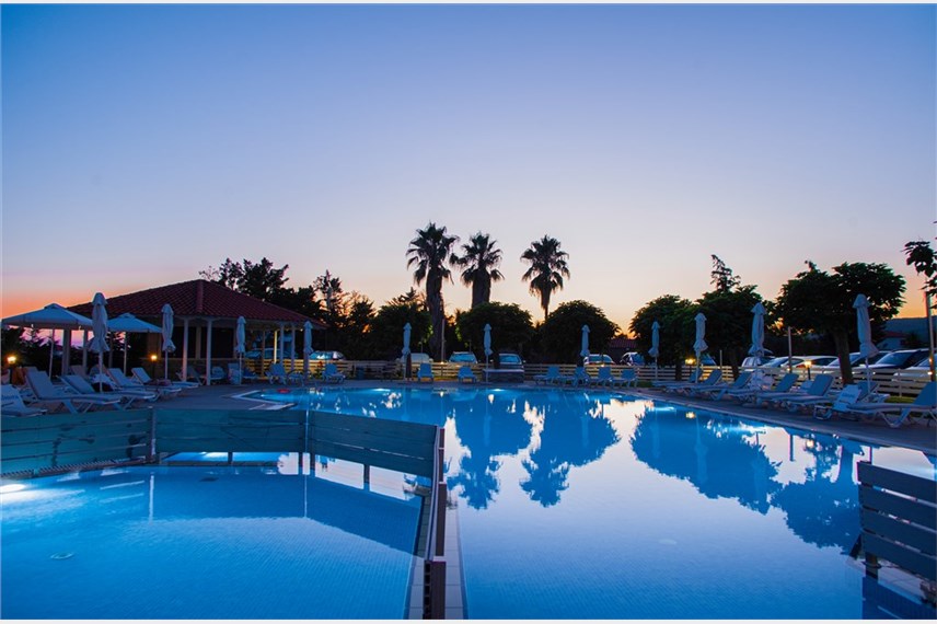  Acrotel Lily Ann Village