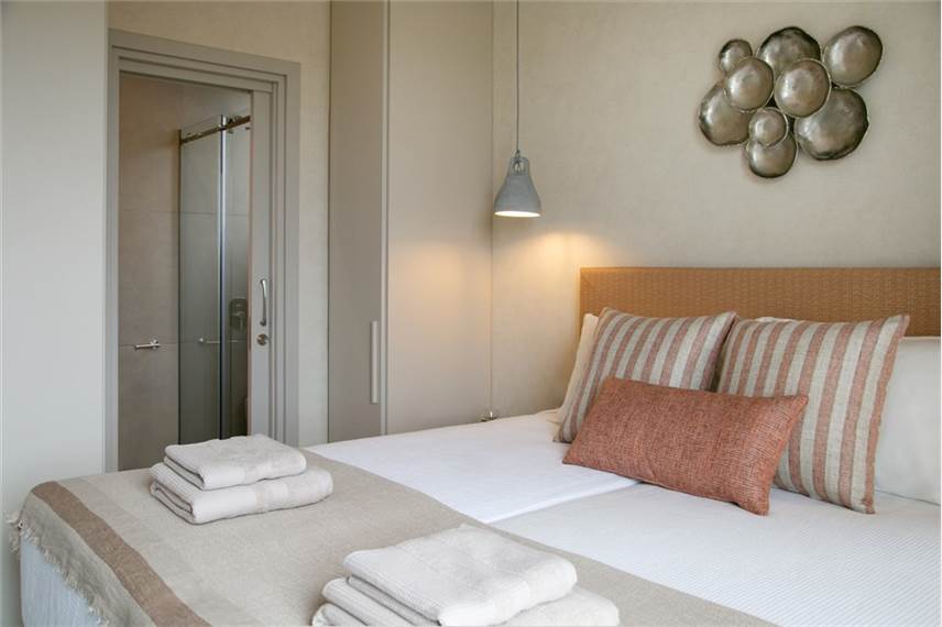  Lora Pearl Luxury Villa