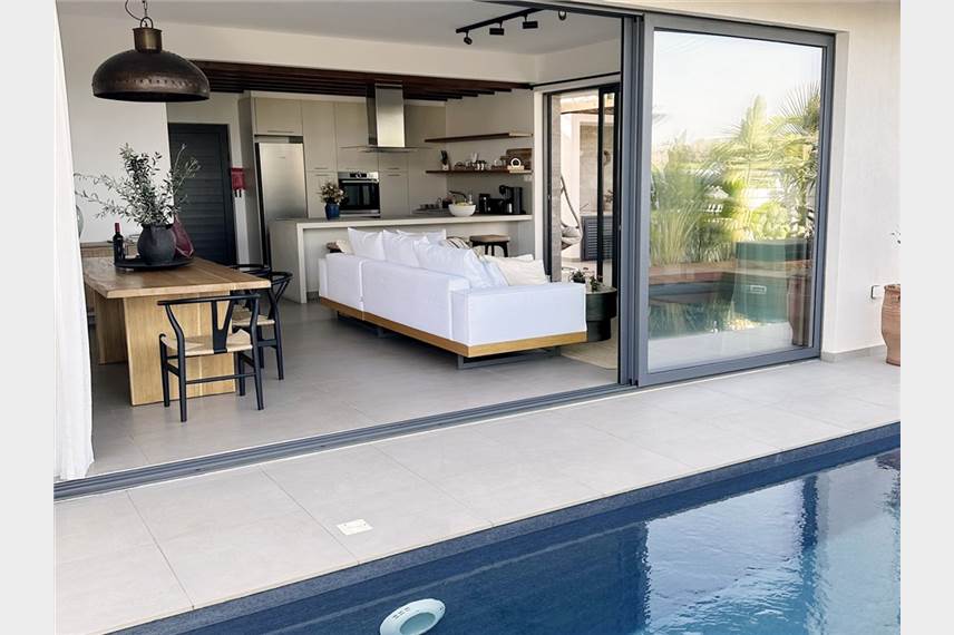  Lora Pearl Luxury Villa