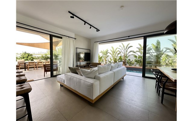  Lora Pearl Luxury Villa