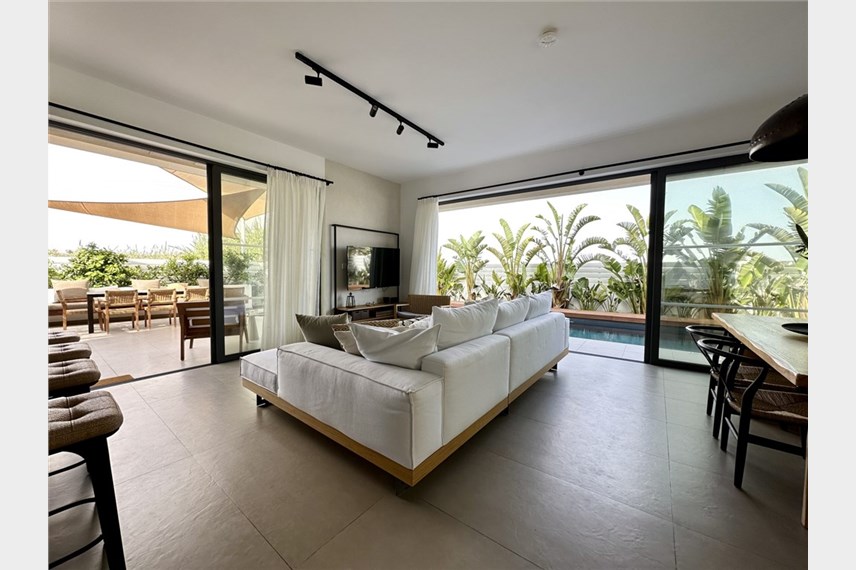  Lora Pearl Luxury Villa