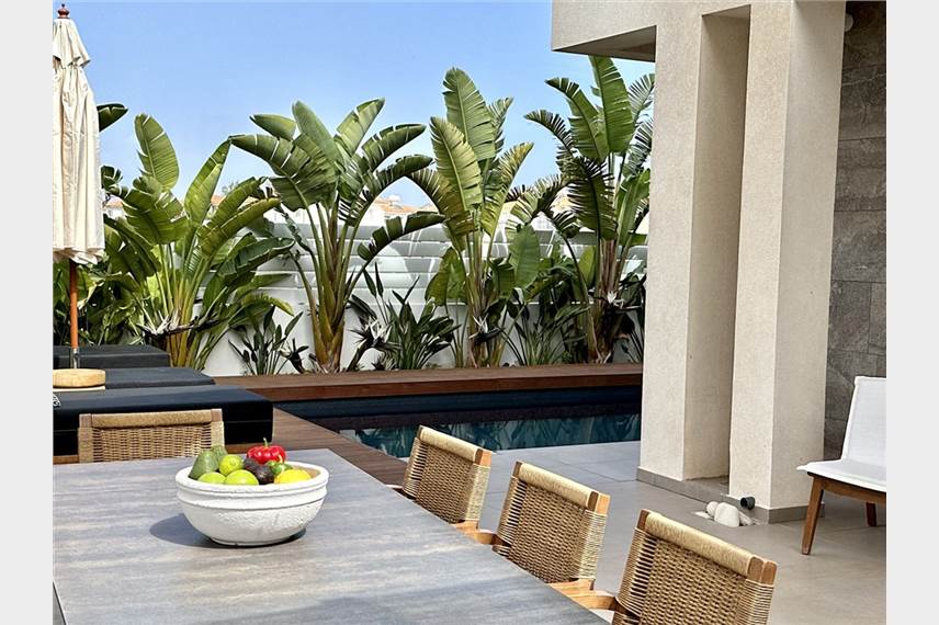  Lora Pearl Luxury Villa
