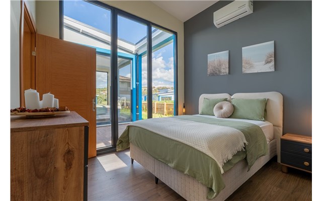  Lotus Villas and Suites