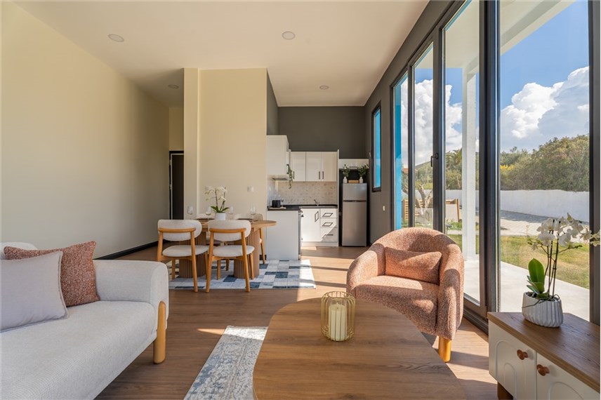  Lotus Villas and Suites