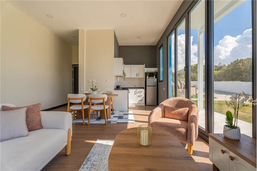  Lotus Villas and Suites