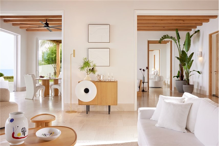  Mandola Rosa a Grecotel Resort to Live at Riviera Olympia