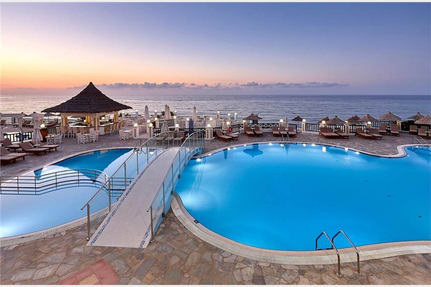 Alexander Beach Hotel and Village Resort, Bar Alexander Beach Hotel and Village