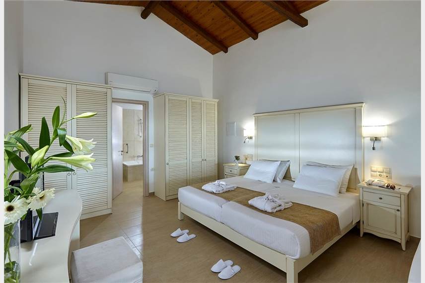  Alexander Beach Hotel and Village