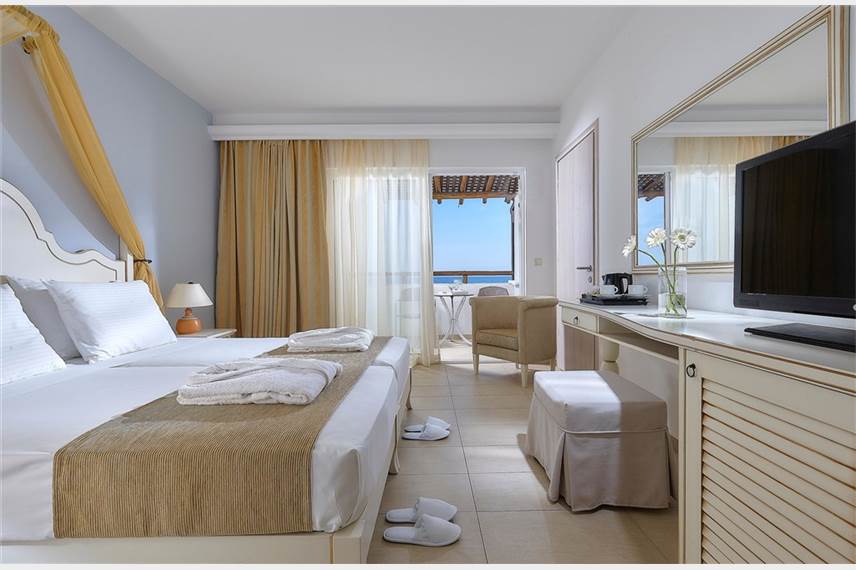  Alexander Beach Hotel and Village