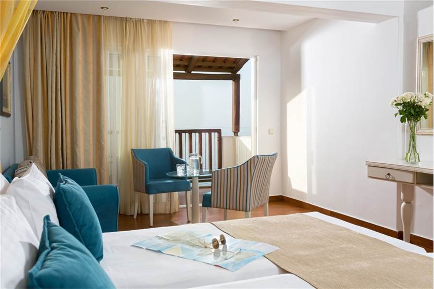  Alexander Beach Hotel and Village