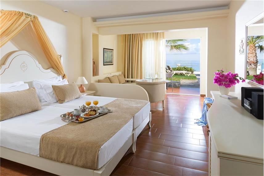  Alexander Beach Hotel and Village