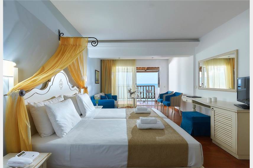  Alexander Beach Hotel and Village