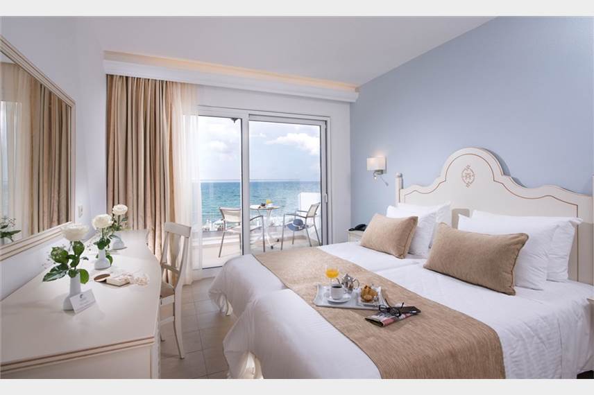  Alexander Beach Hotel and Village