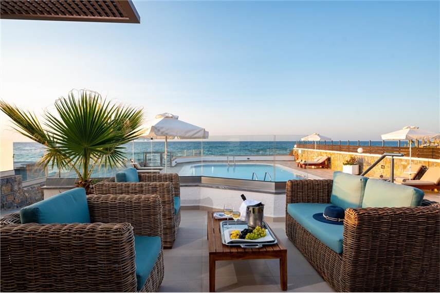  Alexander Beach Hotel and Village