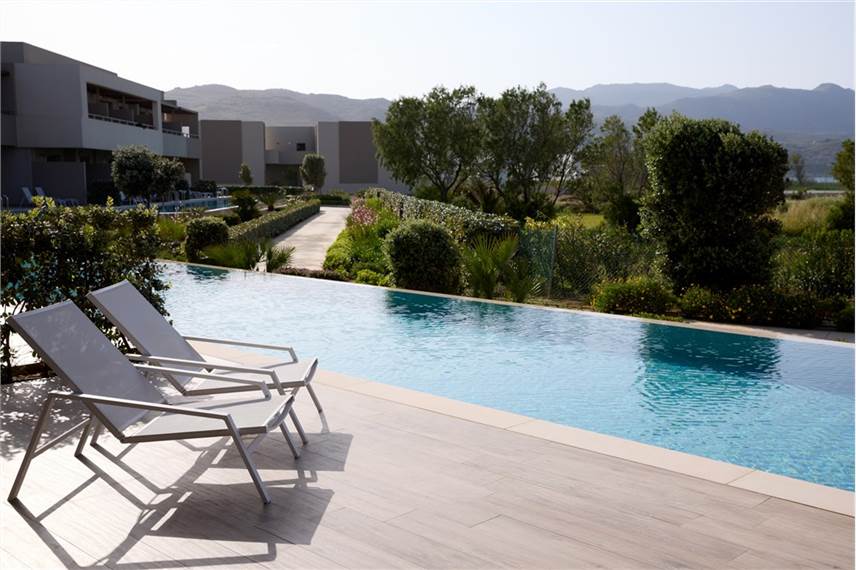  Euphoria Resort