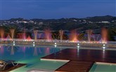 Řecko, Kréta, Agia Pelagia, Hotel Capsis Out of the Blue Crystal Energy, fontána Out of the Blue Capsis Elite Resort / Crystal Energy / Lifestyle collection