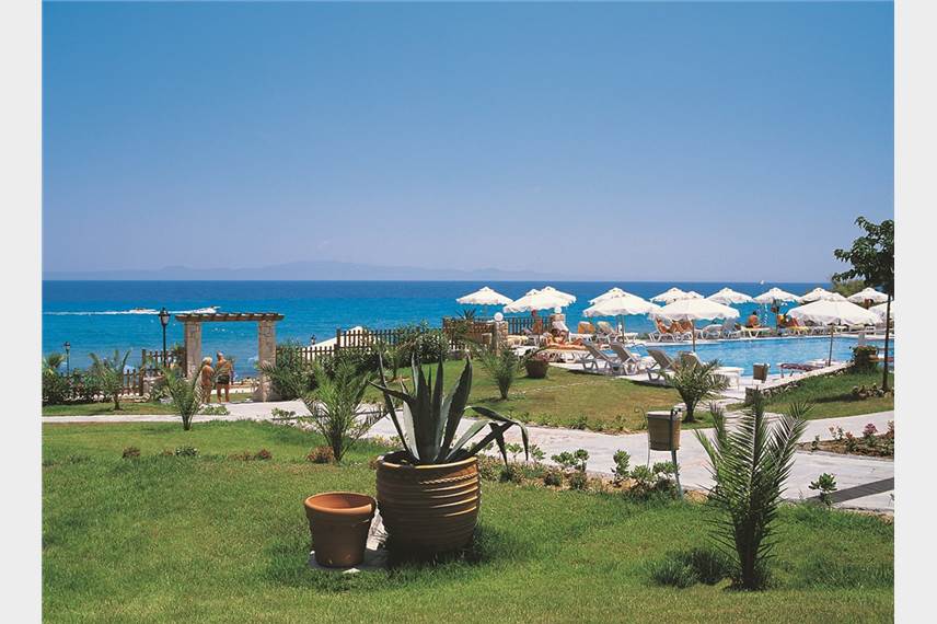 Řecko, Chalkidiki, Kallithea, Hotel Aegean Melathron, zahrada Aegean Melathron