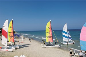 Windsurfing a kiteboarding