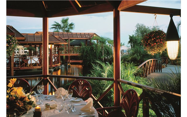 Four Seasons Kypr, Limassol, Hotel Four Seasons