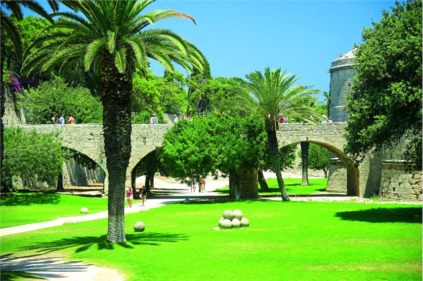  Tři kontinenty - 8denní plavba