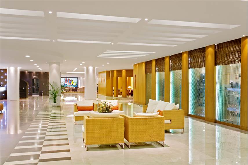 Řecko, Rhodos, Kallithea, Hotel Eden Roc, lobby bar Eden Roc