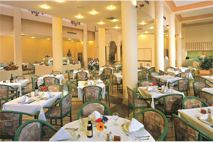 Řecko, Rhodos, Lindos, Hotel Iberostar Lindos Royal, hlavní restaurace Iberostar Lindos Royal