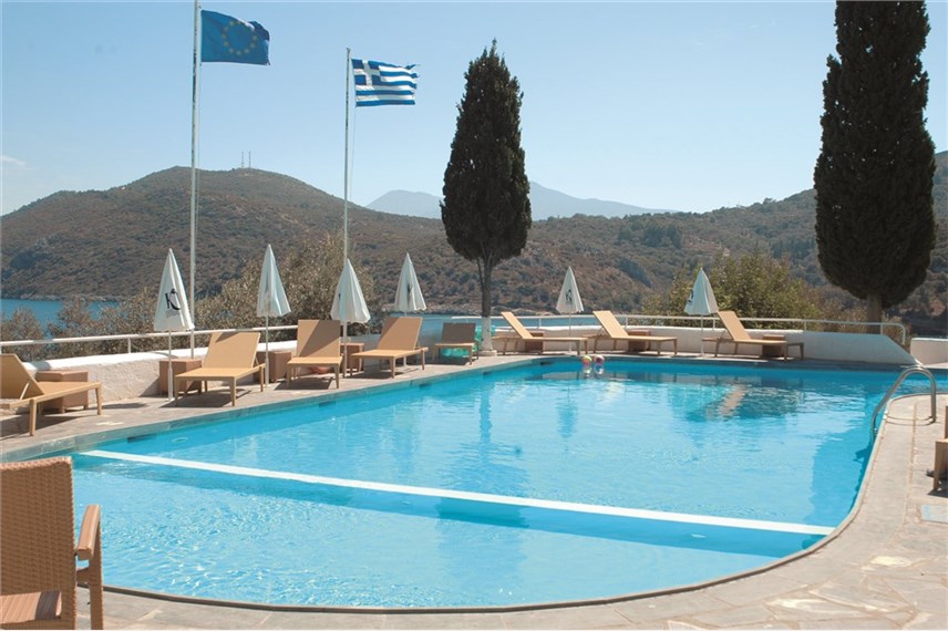 Řecko, Samos, Kerveli, hotel Kerveli Village, bazén Kerveli Village